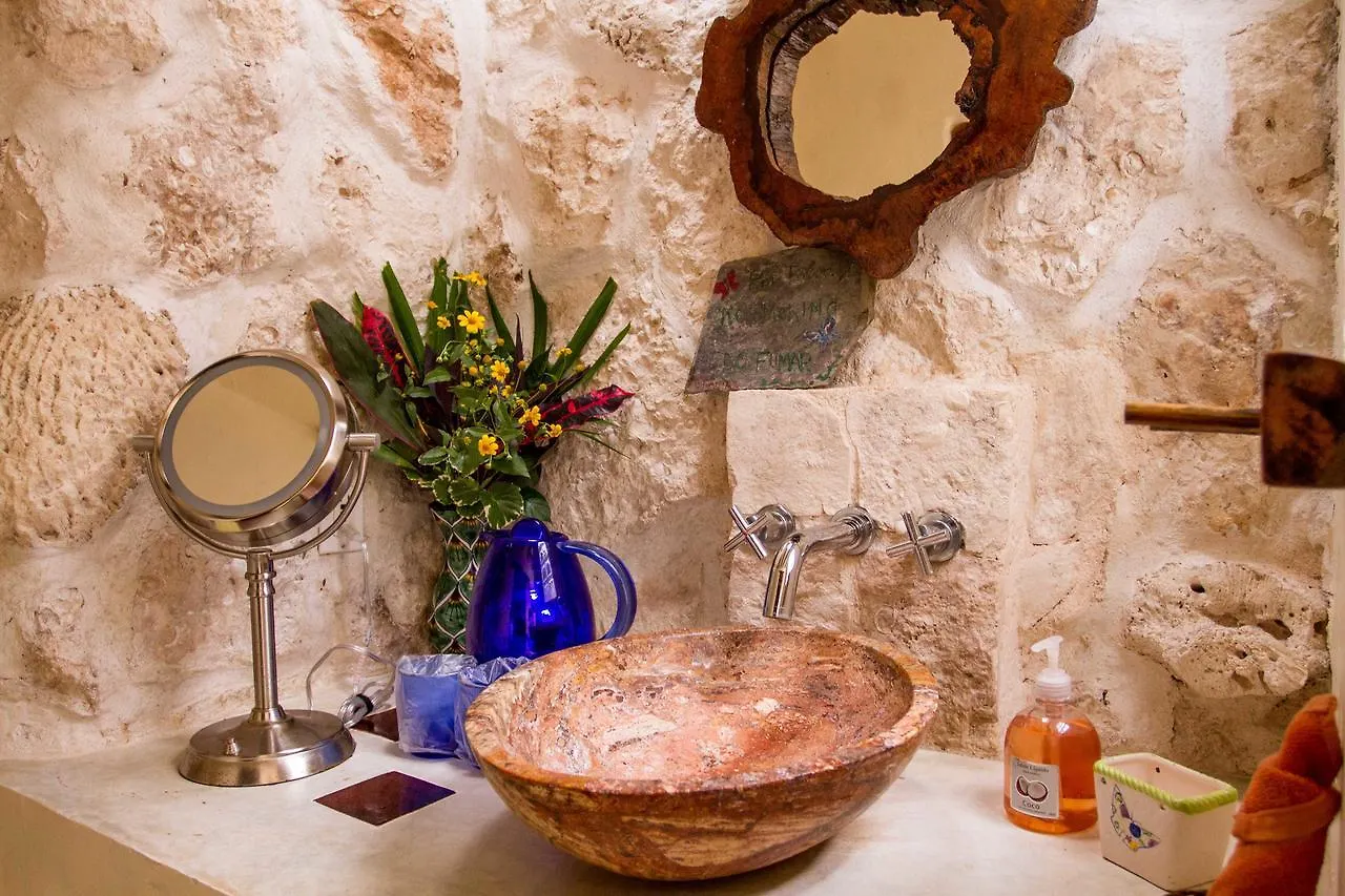 La Selva Mariposa Bed & Breakfast Tulum
